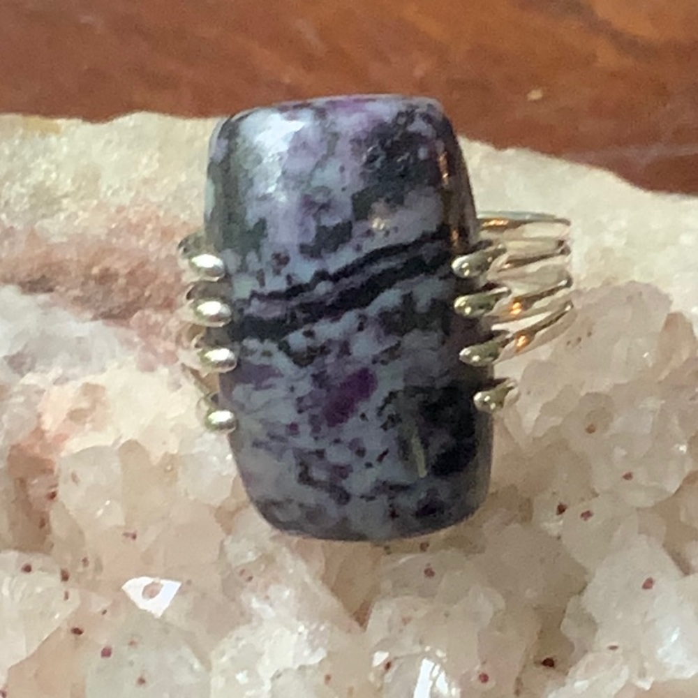 KAMMERERITE 925 STERLING SILVER RING, SIZE 8